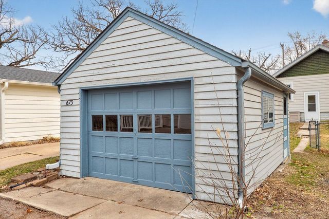 673 Hamline Avenue S, Saint Paul, MN 55116