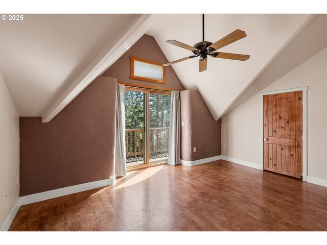 827 TYLER CREEK Rd, Ashland, OR 97520