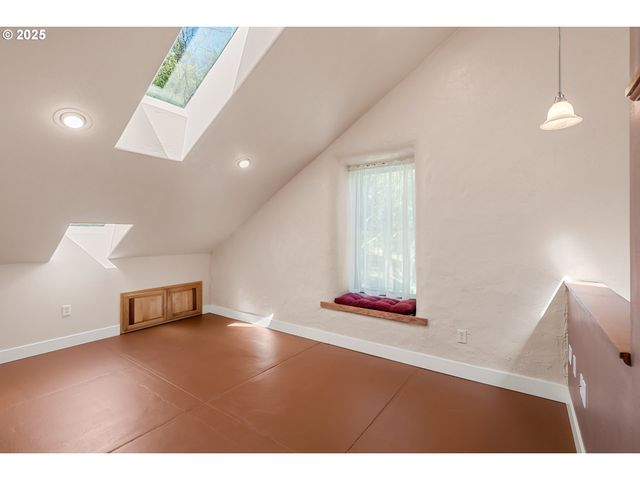 827 TYLER CREEK Rd, Ashland, OR 97520