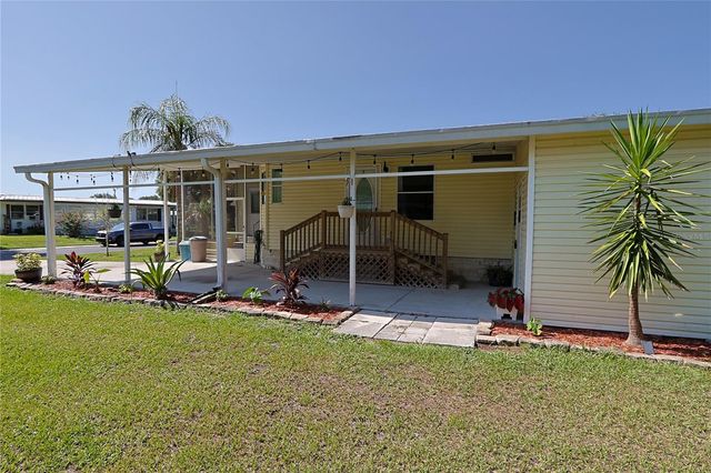 3601 MULLER DR, Zephyrhills, FL 33540
