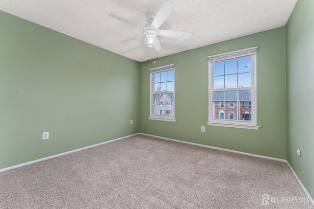 382 Hadleigh Lane, North Brunswick, NJ 08902