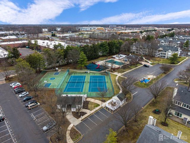 382 Hadleigh Lane, North Brunswick, NJ 08902