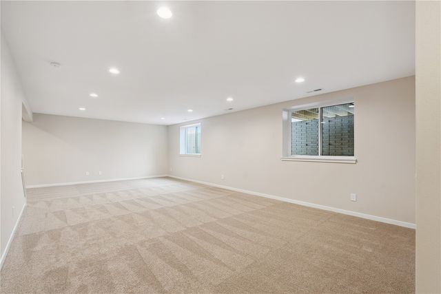 640 Maclan Court, Iowa City, IA 52246