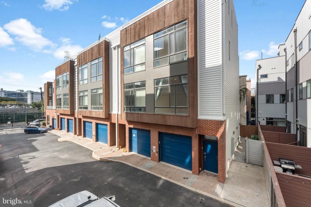 333 GREEN ST #7, Philadelphia, PA 19123