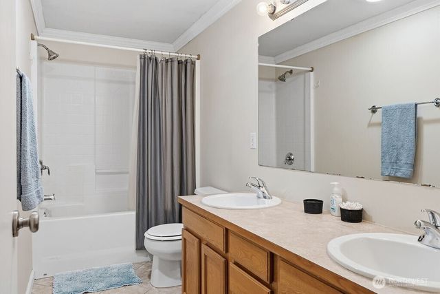 496 Pleasant Drive, Bremerton, WA 98312