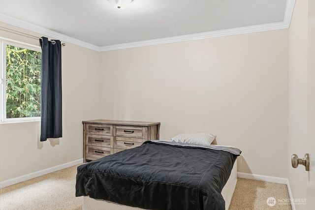 496 Pleasant Drive, Bremerton, WA 98312