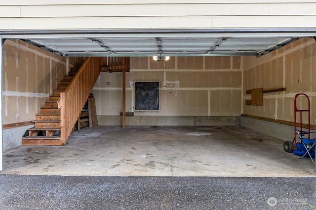 496 Pleasant Drive, Bremerton, WA 98312