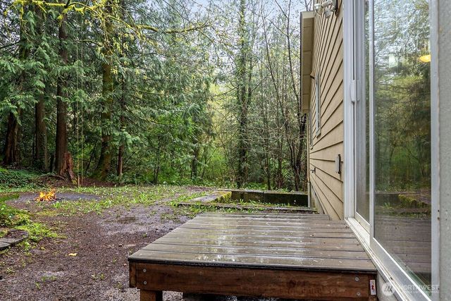 496 Pleasant Drive, Bremerton, WA 98312