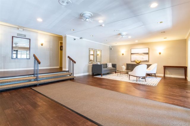 480 Halstead Avenue 4O, Harrison, NY 10528