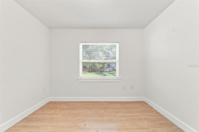 2004 E BROAD STREET, Tampa, FL 33610