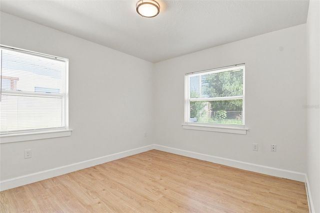 2004 E BROAD STREET, Tampa, FL 33610