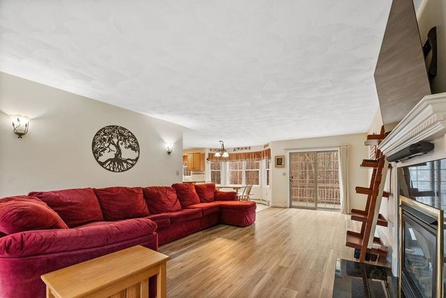 22 Lakewood Drive, Alton, NH 03810