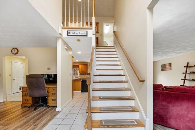 22 Lakewood Drive, Alton, NH 03810