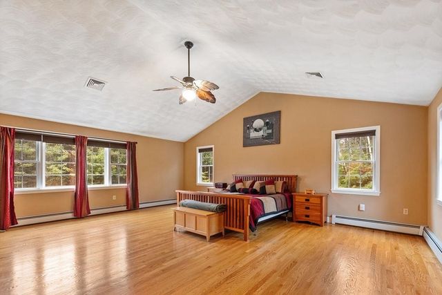 22 Lakewood Drive, Alton, NH 03810