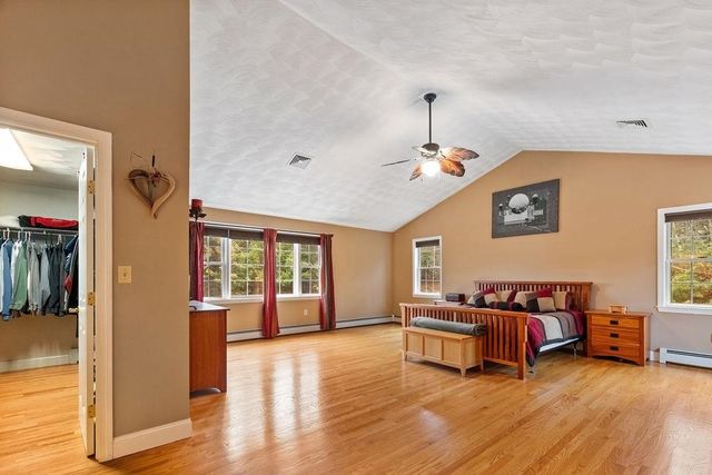 22 Lakewood Drive, Alton, NH 03810