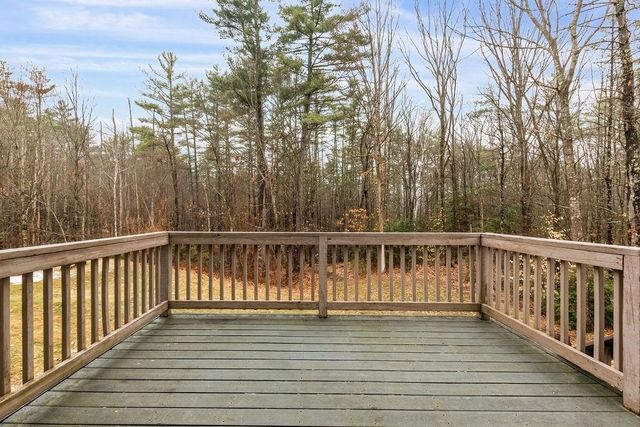 22 Lakewood Drive, Alton, NH 03810