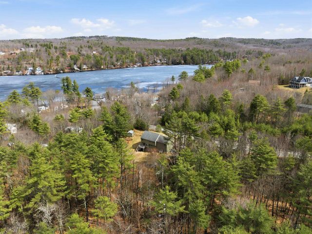 22 Lakewood Drive, Alton, NH 03810