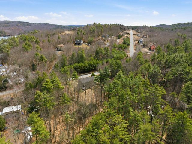 22 Lakewood Drive, Alton, NH 03810