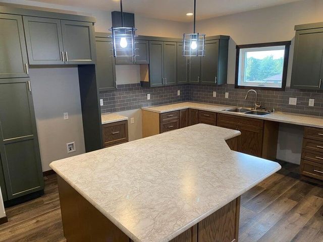 W7708 Parcher COURT, Holmen, WI 54636