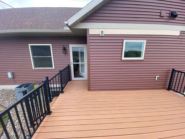 W7708 Parcher COURT, Holmen, WI 54636