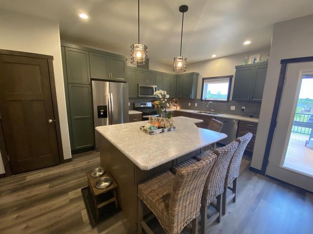 W7708 Parcher COURT, Holmen, WI 54636
