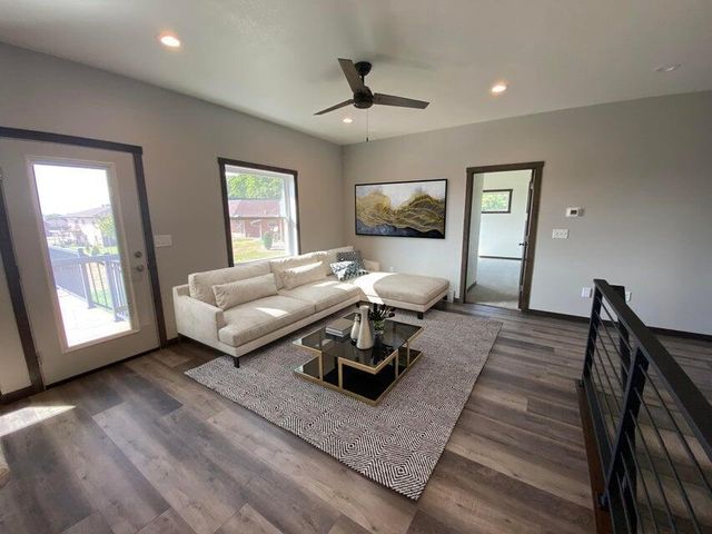 W7708 Parcher COURT, Holmen, WI 54636