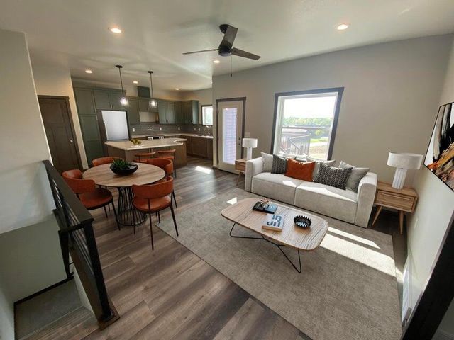 W7708 Parcher COURT, Holmen, WI 54636