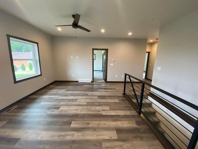 W7708 Parcher COURT, Holmen, WI 54636