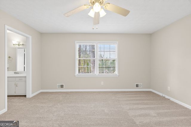 2045 Skyland Glen Drive, Snellville, GA 30078