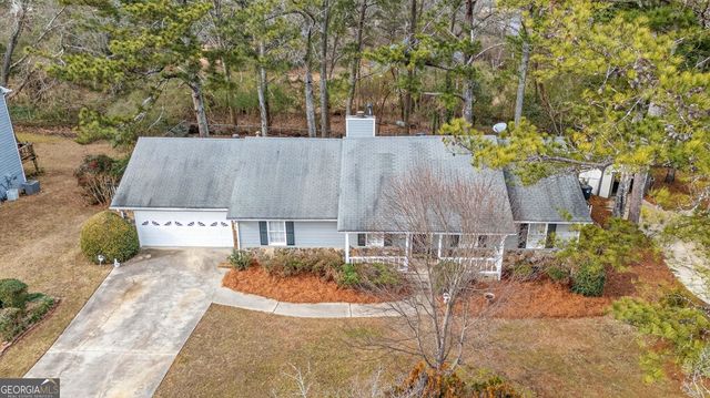 2045 Skyland Glen Drive, Snellville, GA 30078