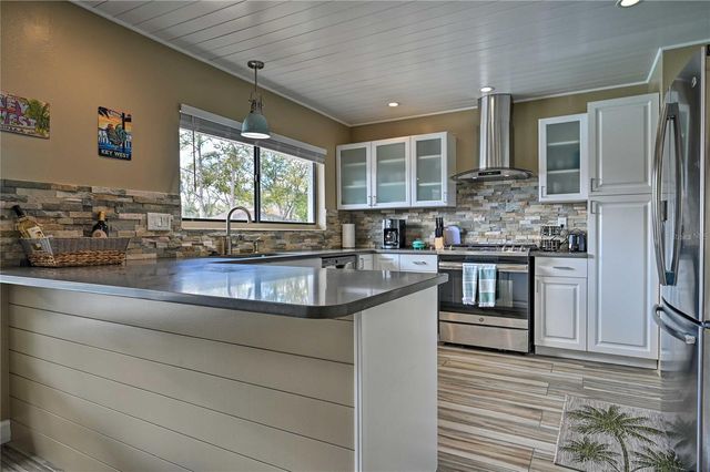 5120 NASHVILLE DRIVE, Tampa, FL 33624