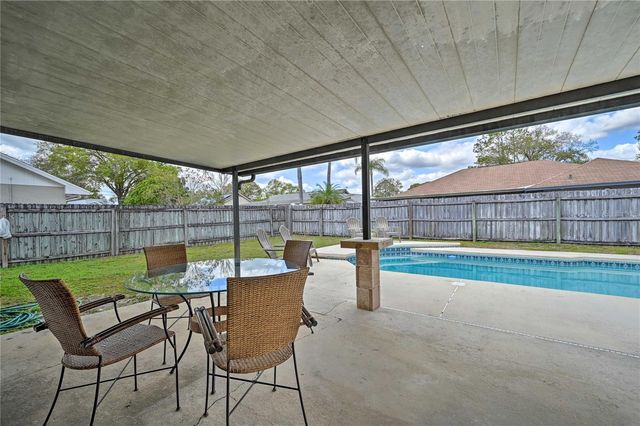 5120 NASHVILLE DRIVE, Tampa, FL 33624