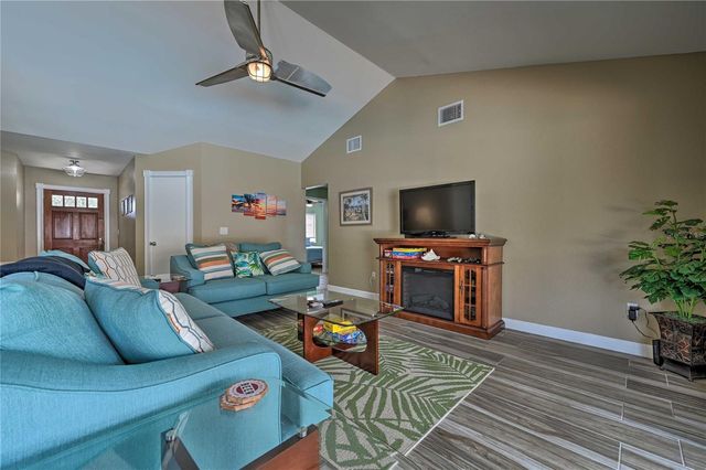 5120 NASHVILLE DRIVE, Tampa, FL 33624