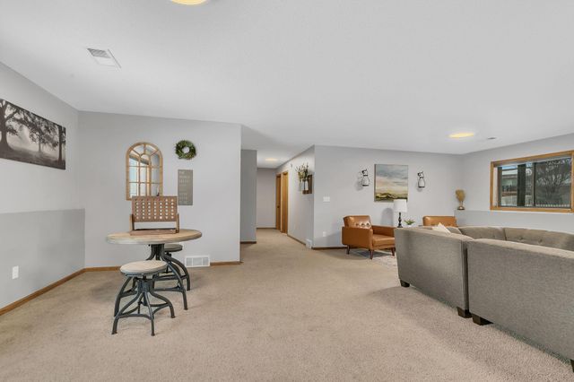 405 22nd Avenue N, Sartell, MN 56377