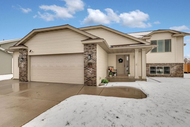 405 22nd Avenue N, Sartell, MN 56377