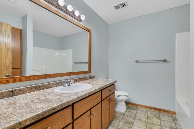 405 22nd Avenue N, Sartell, MN 56377