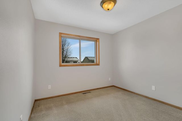 405 22nd Avenue N, Sartell, MN 56377