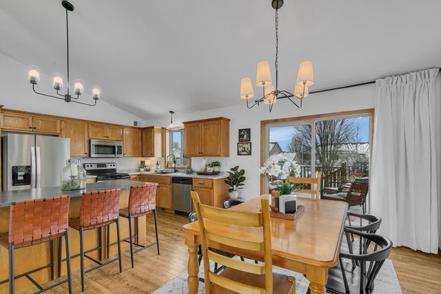 405 22nd Avenue N, Sartell, MN 56377