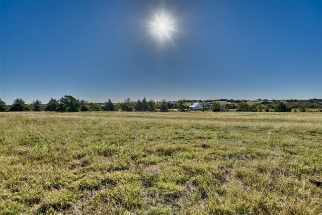2220 Boehnemann Road, Burton, TX 77835
