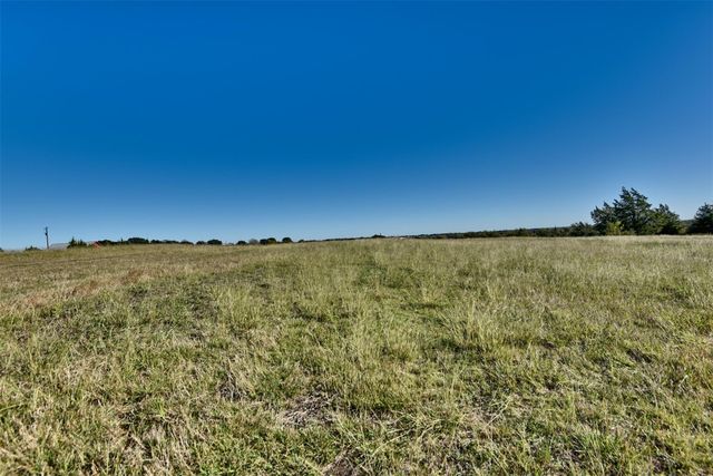 2220 Boehnemann Road, Burton, TX 77835