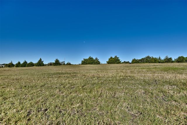 2220 Boehnemann Road, Burton, TX 77835