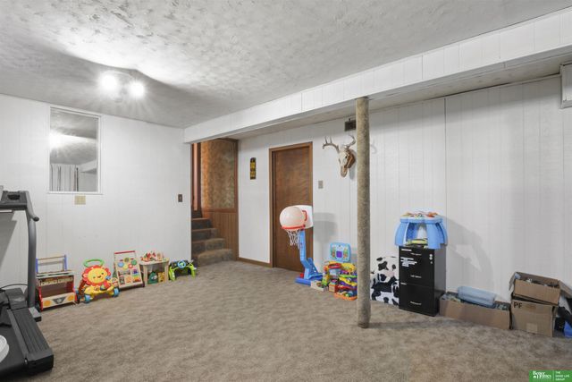 2001 Hampton Drive, Tekamah, NE 68061