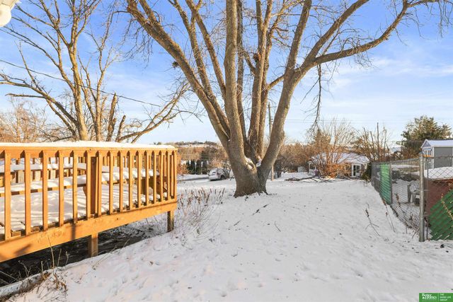 2001 Hampton Drive, Tekamah, NE 68061