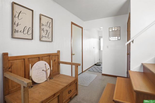 2001 Hampton Drive, Tekamah, NE 68061