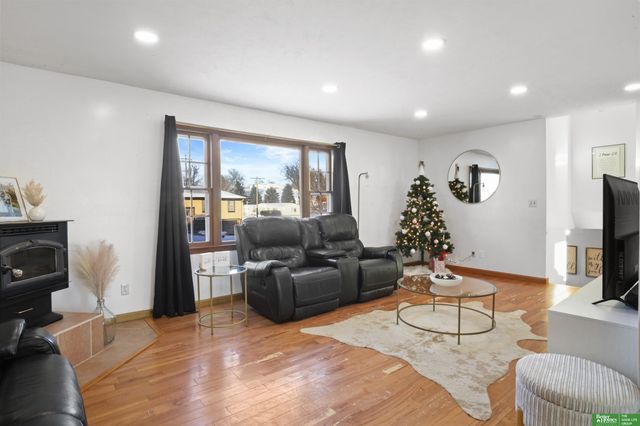 2001 Hampton Drive, Tekamah, NE 68061