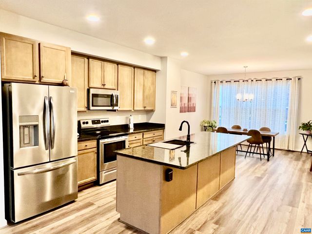 2209 SWALLOWTAIL LN, Charlottesville, VA 22902