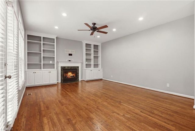 7 Archer Court, Greensboro, NC 27407