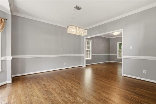 7 Archer Court, Greensboro, NC 27407