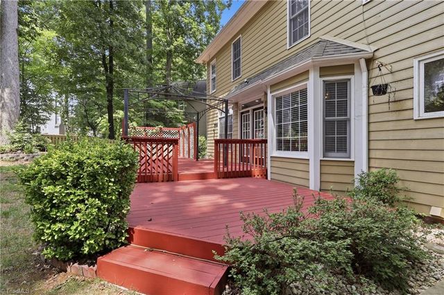 7 Archer Court, Greensboro, NC 27407