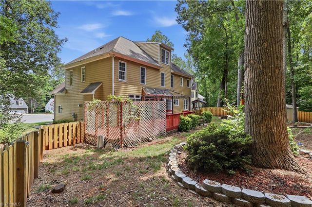 7 Archer Court, Greensboro, NC 27407
